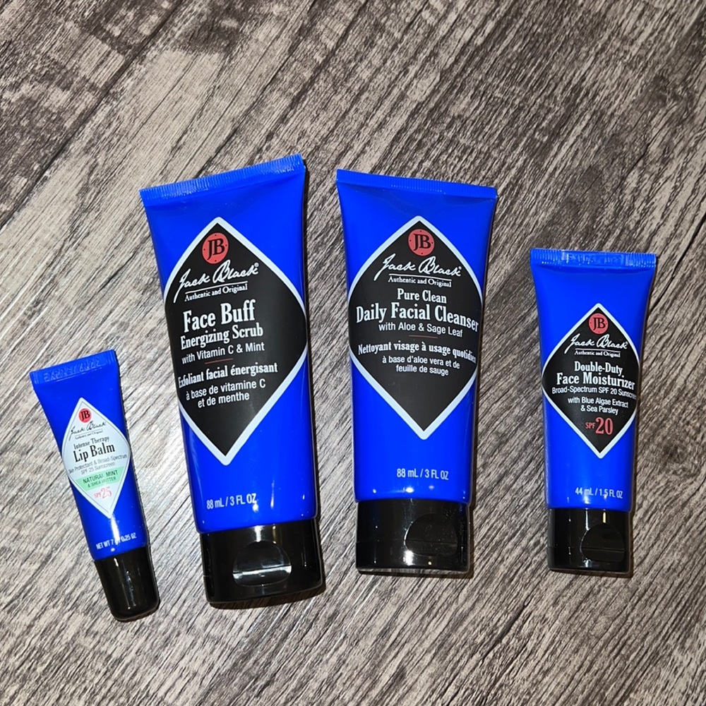 Jack Black men’s skin care set